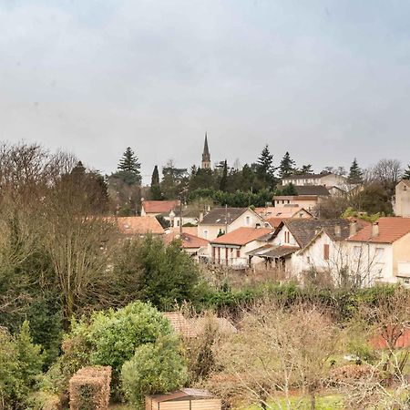 Le Ambroise - T3 Spacieux Et Calme Avec Parking Gratuit Bergerac Esterno foto